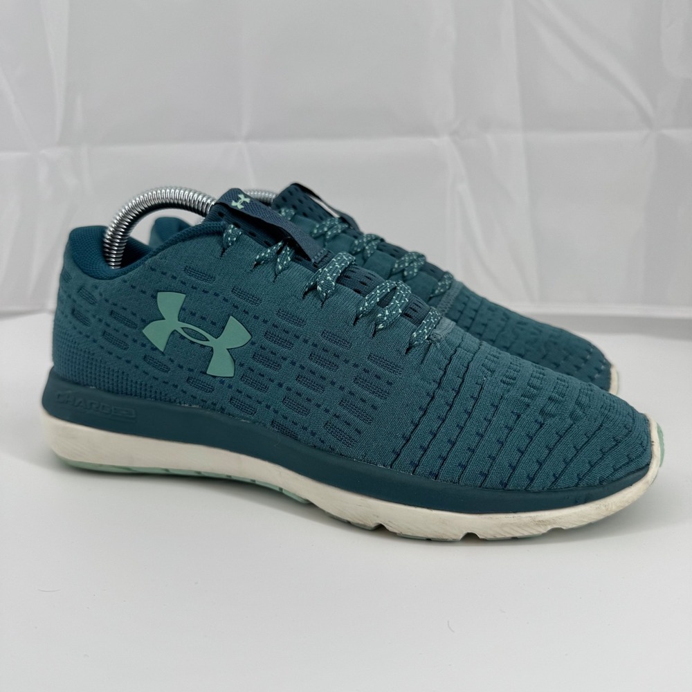 Under Armour Charged Running Shoes Womens Size 8 Teal Knit Low Top 1285490-298